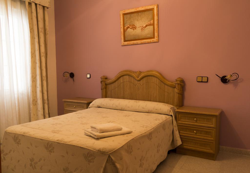 Hostal Dulcinea Esquivias Quarto foto